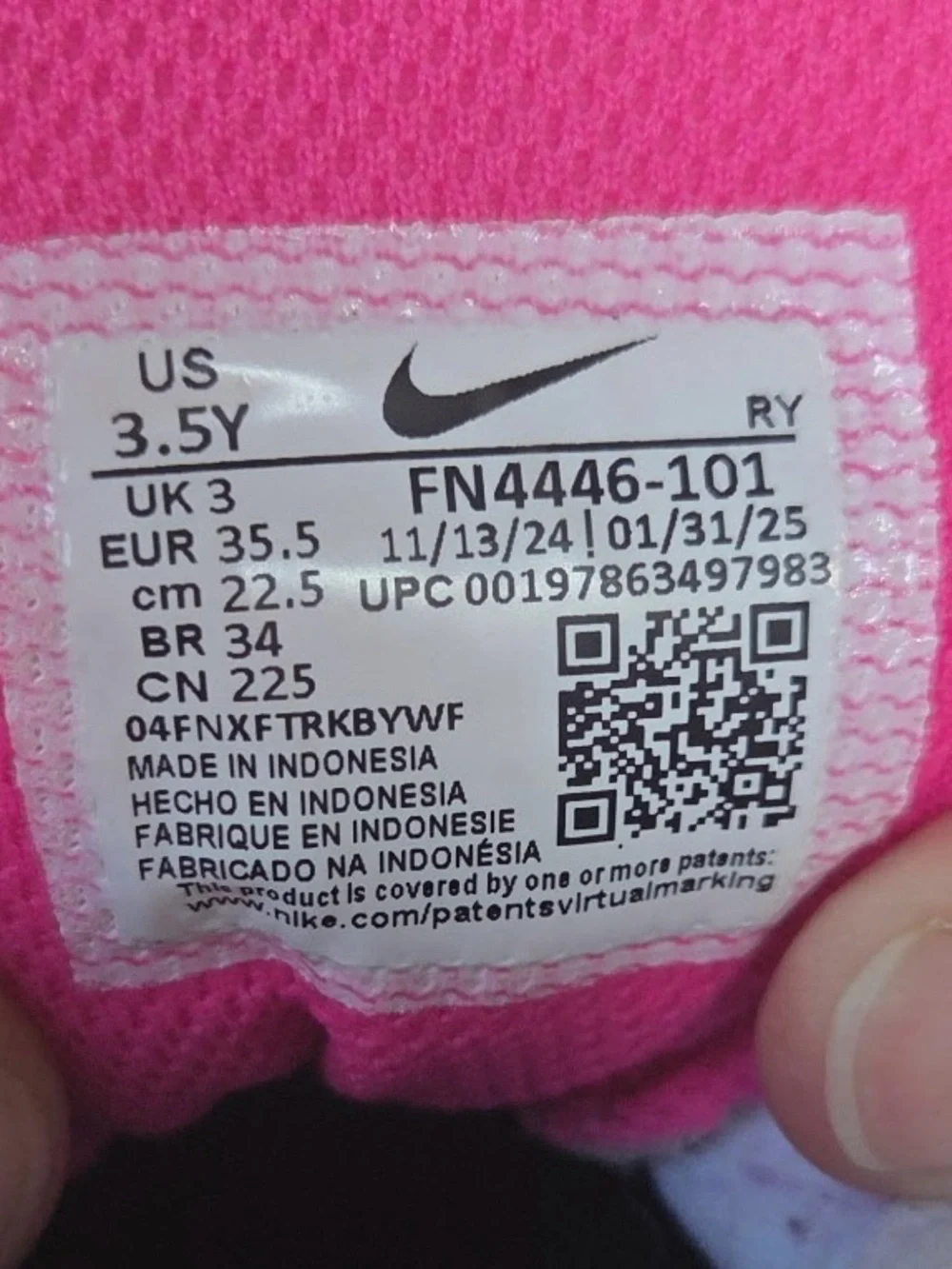 Nike White and Hot Pink Air Max Sneakers